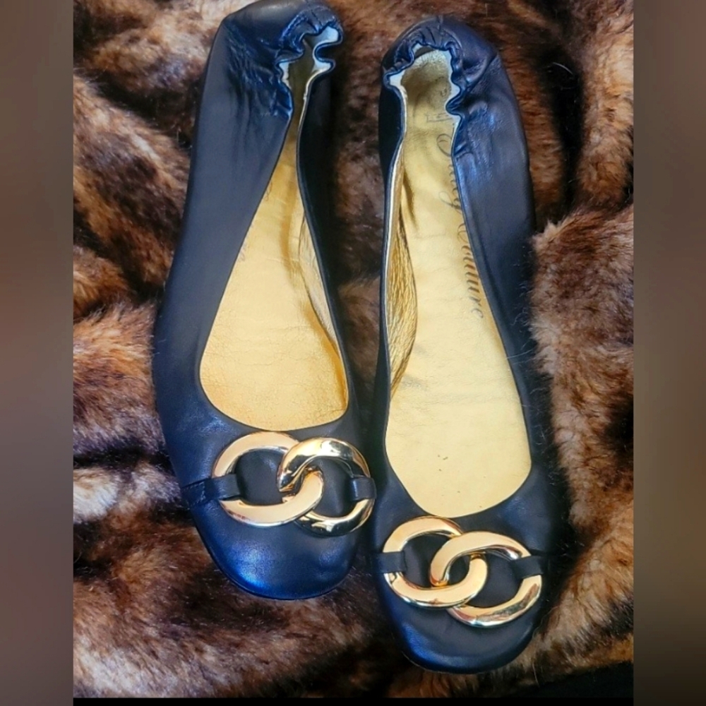 Juicy Couture flats